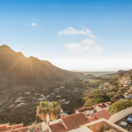 Solarium Agaete Valley Retreat 3-br *